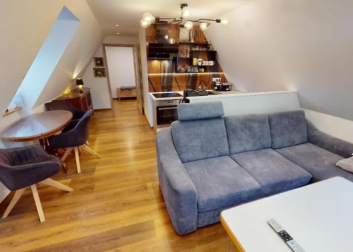 Apartman Atelier Vary V Nove Zrekonstruovanem Dome